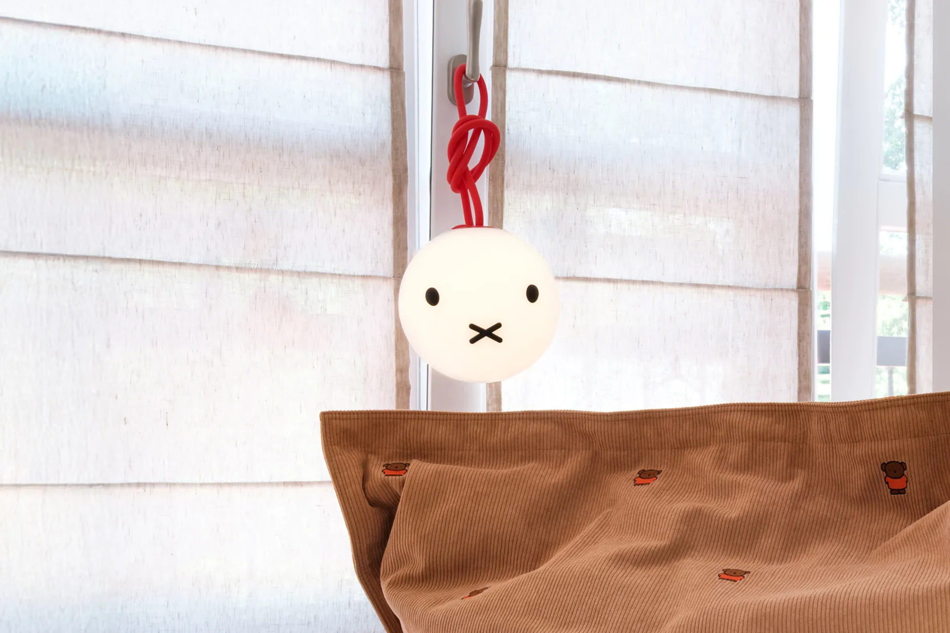 Bolleke x Miffy Wiederaufladbare Lampe, 20x20x20 cm