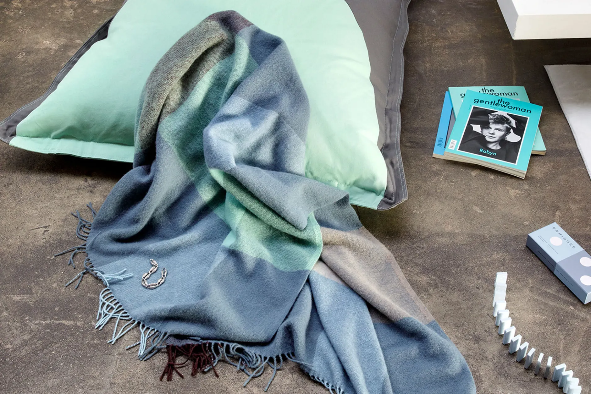 Colour Blend Blanket Wolldecke, blau, 130x185 cm