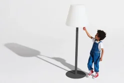 Edison the Giant Große Stehlampe, schwarz, 58x58x182 cm