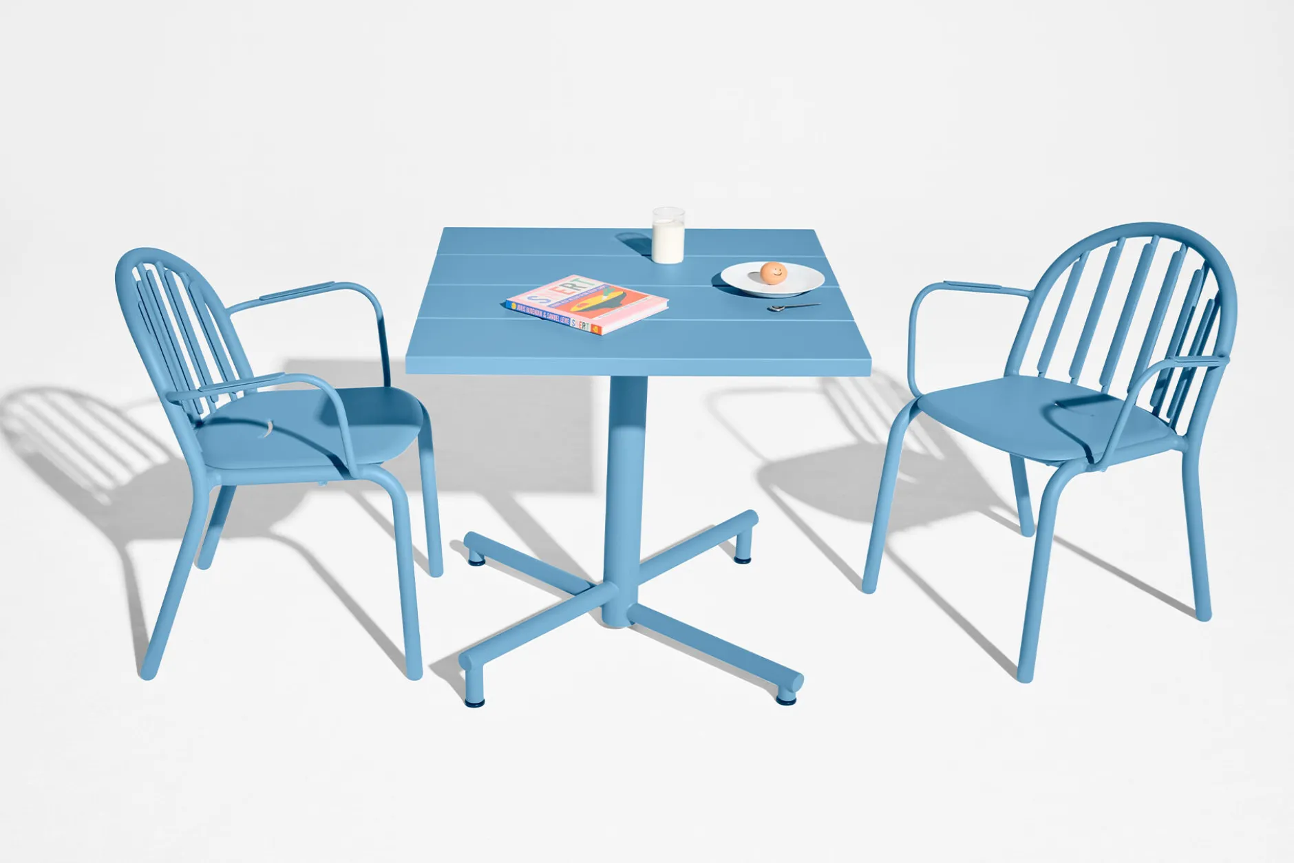 Fred's Square Bistreau Kleiner quadratischer Gartentisch, blau, 80x80x76 cm