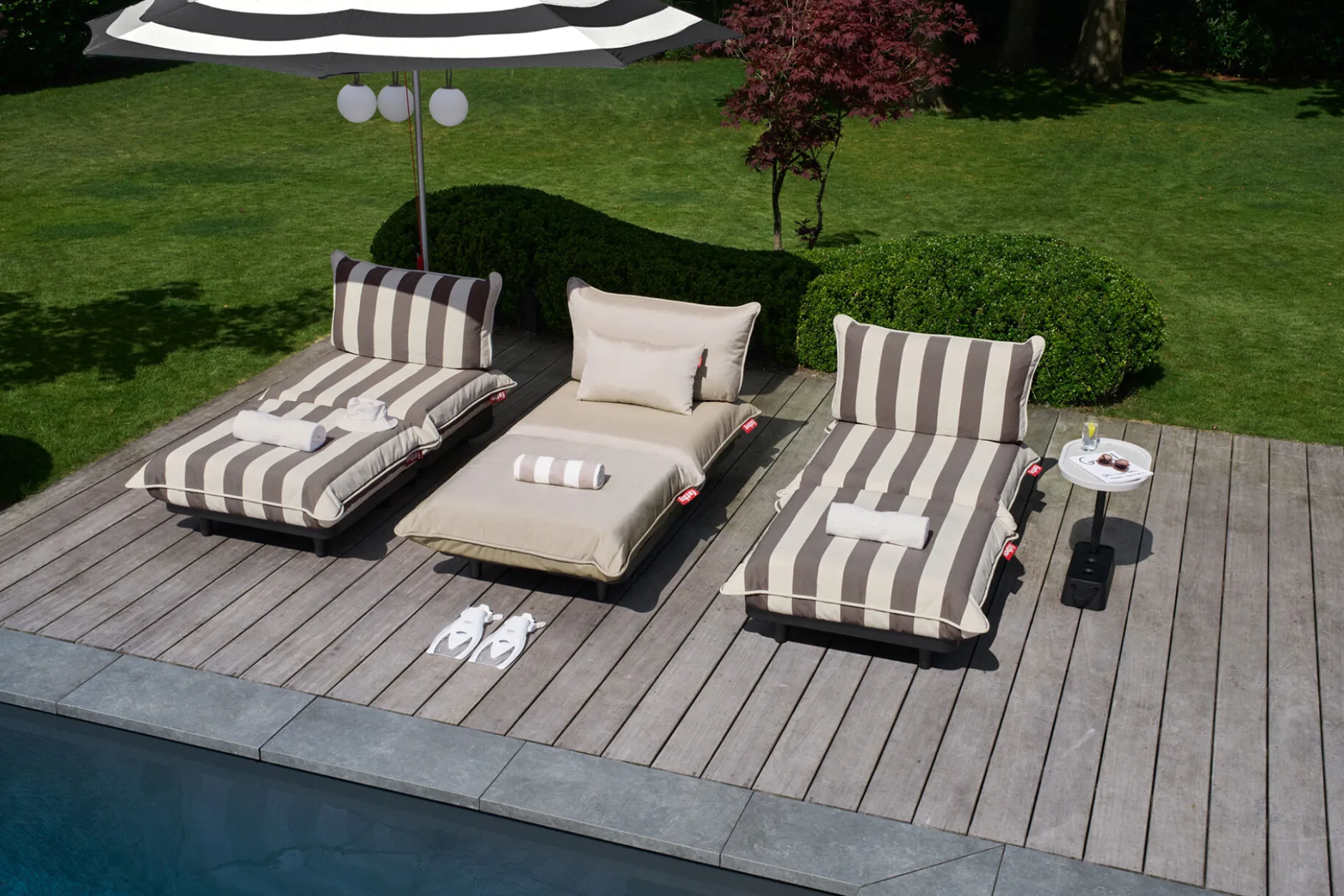 Paletti Set Medium Royal + Table Modulares Outdoor-Loungeset, 190x190x90 cm