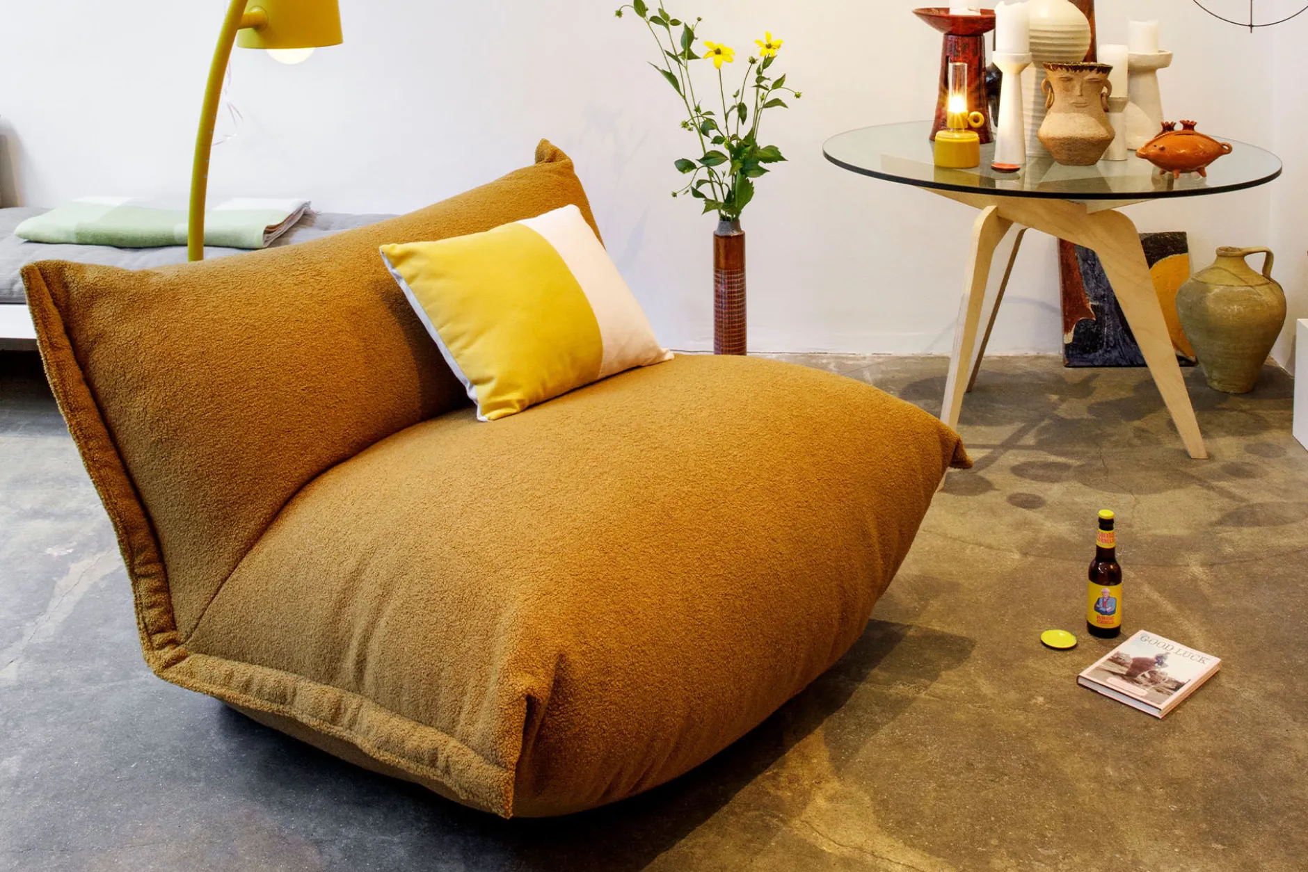the BonBaron Sherpa Loungesessel, gold, 120x120x75 cm
