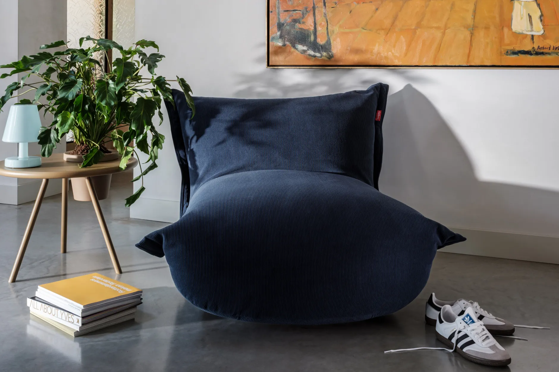 the BonBaron Slim Cord Loungesessel, blau, 102x85x75 cm