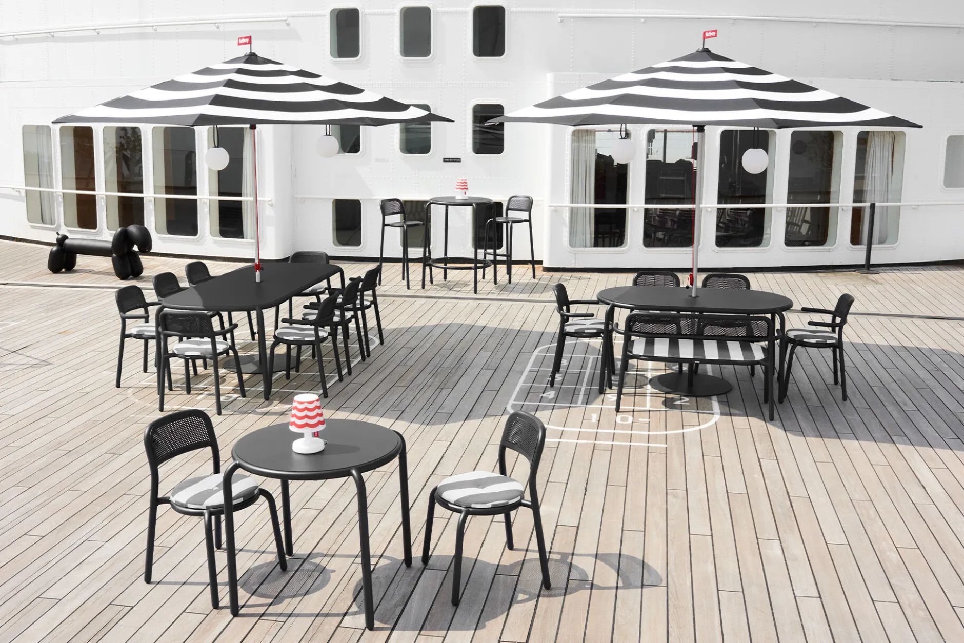 Toní Armchair Gartenstuhl mit Armlehne, beige, 59.5x54.5x80.5 cm